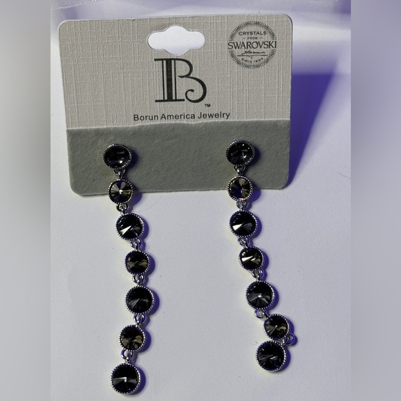 NWT. Borun American Jewelry Earring with Swarovski crystals. - Picture 8 of 8